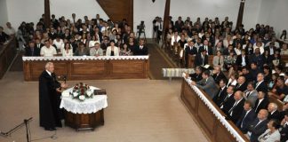 Internacional: La Biblia, un Instrumento para la Paz en Medio de la Tensión entre Hungría y Ucrania