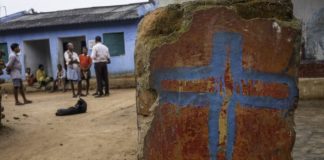 INDIA CRISTIANOS ESPERAN JUSTICIA